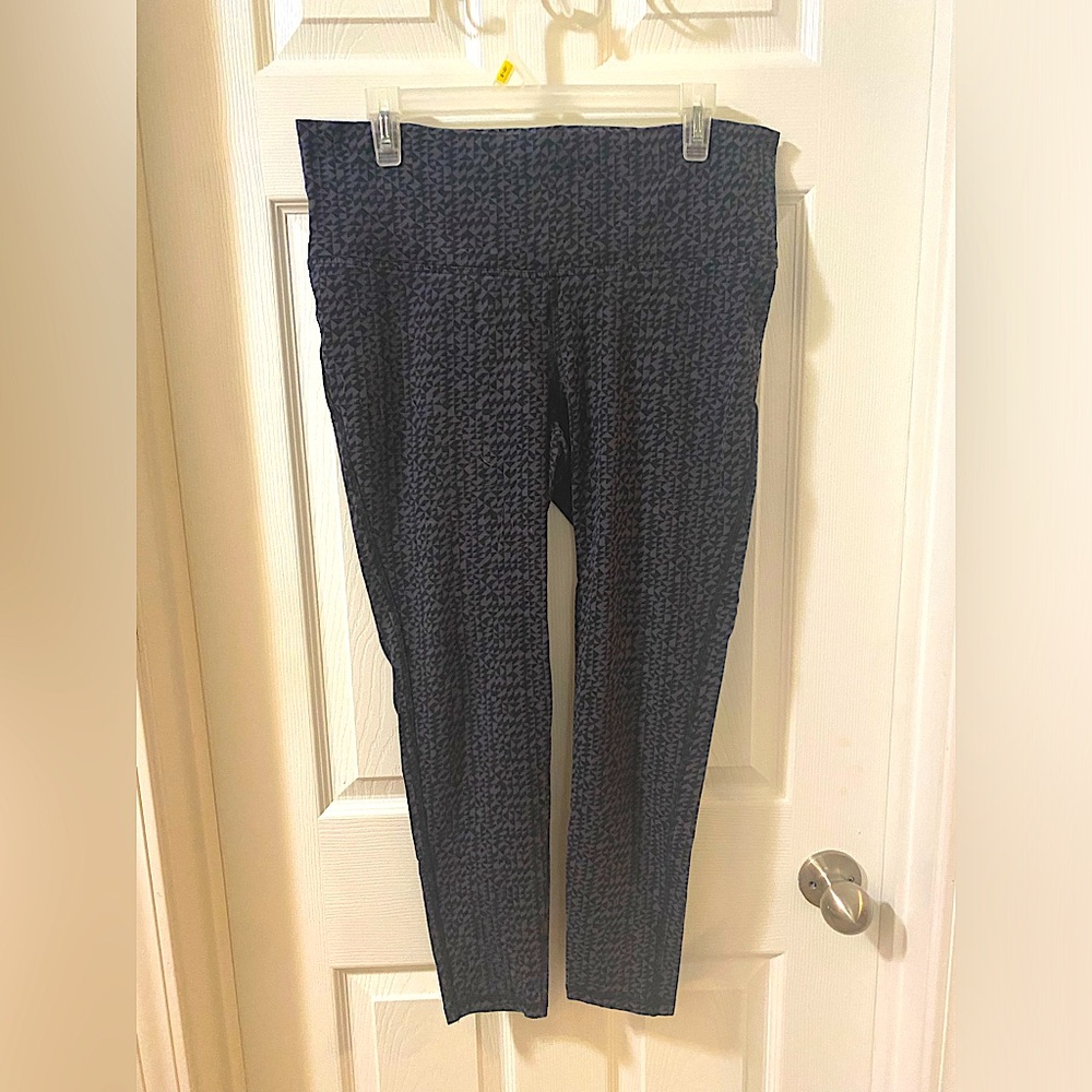 Maternity Capri length leggings